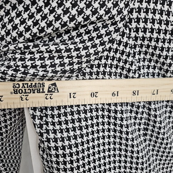Calvin Klein Elegant Black and White Houndstooth Suit Jacket size 18 - Picture 10 of 12